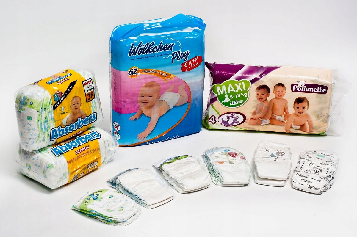 biedronka pampers 29.99