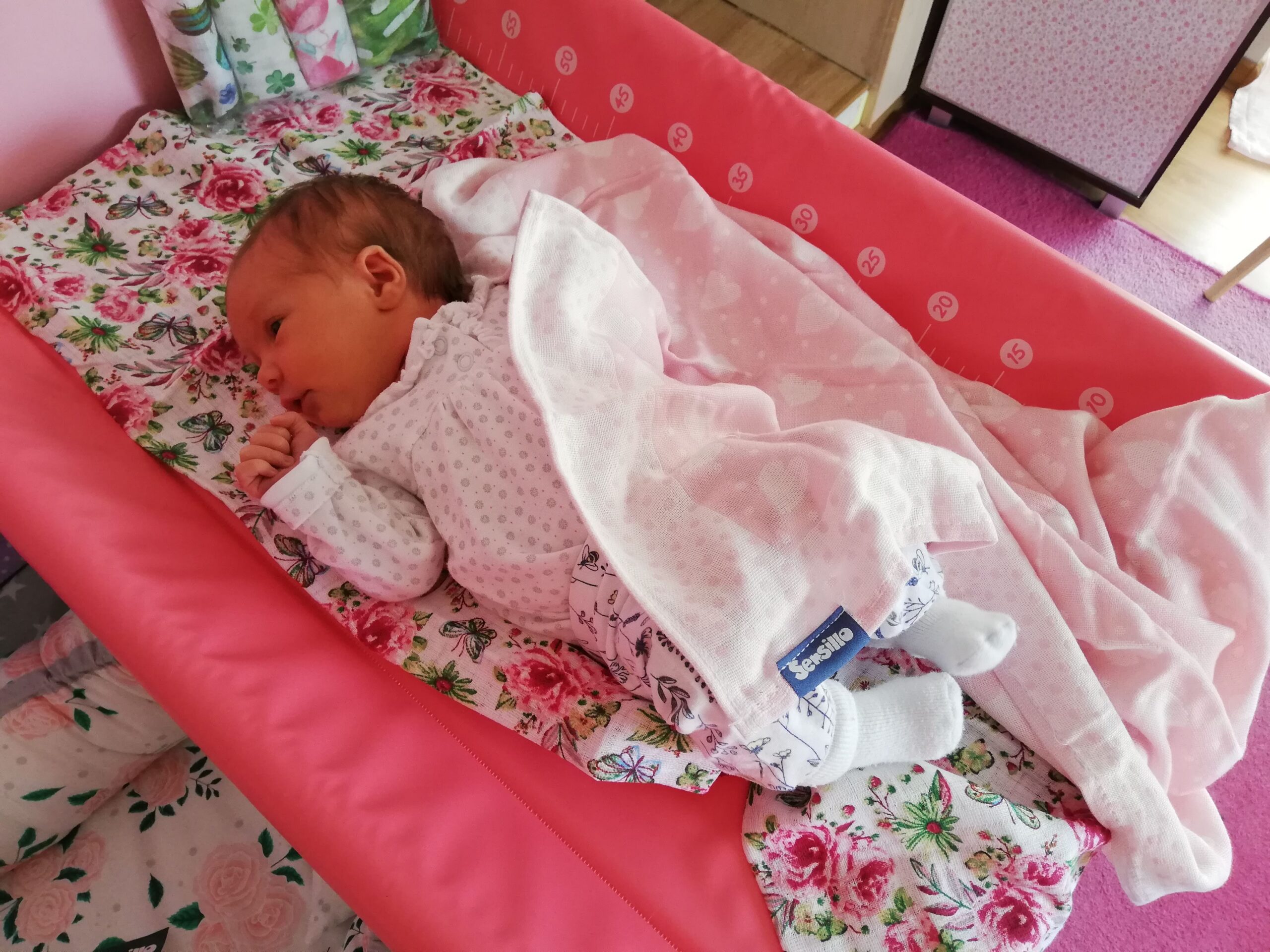 babydream pieluchy 1 czy mają zapach