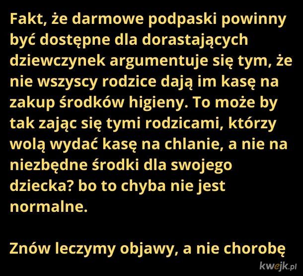 trzylatek sika w pieluchy