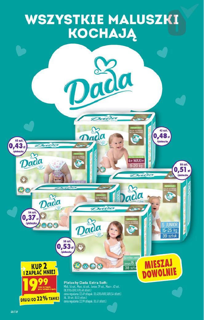 noworodek sika poza pampers